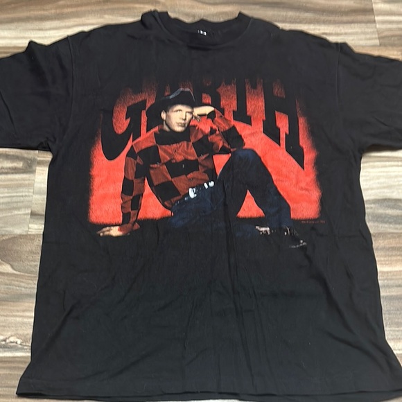 Vintage 1993 Garth Brooks On Tour T-Shirt 90s Country Size Large - Picture 1 of 9